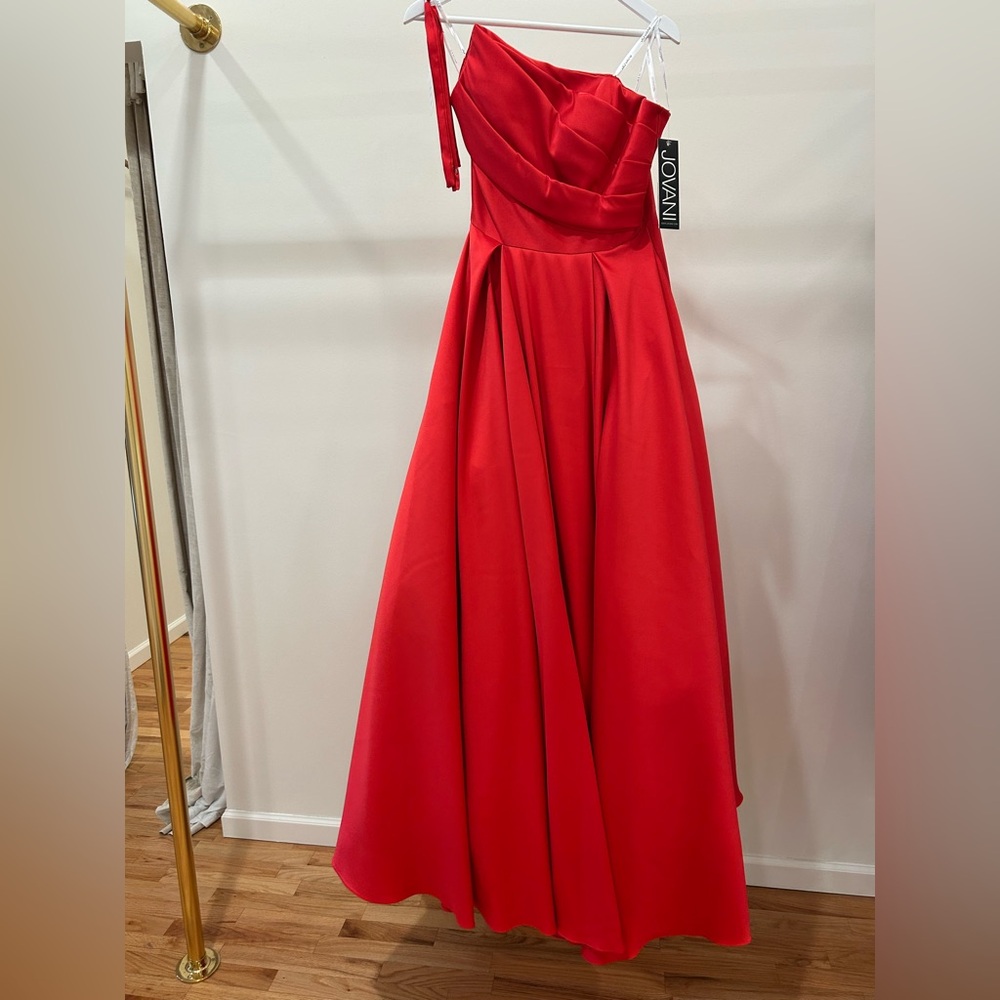 Jovani - 44533 - Picture 2 of 3